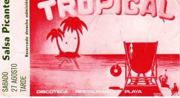Entrada de la Discoteca Tropical de Gav� Mar